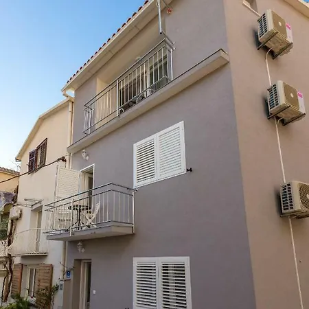 Holiday home Vesna Baska Voda