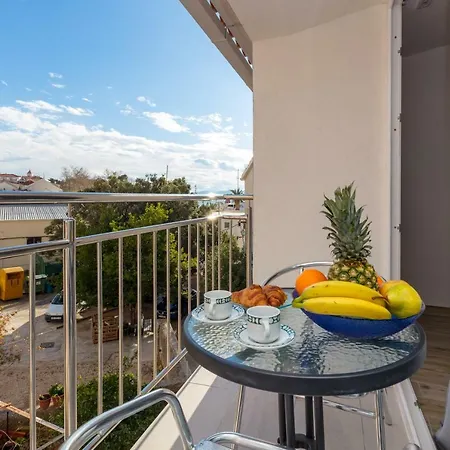 Holiday home Vesna Baska Voda